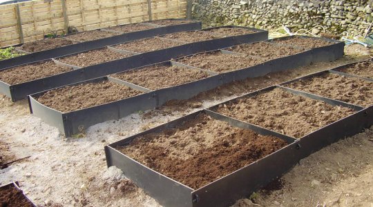 plastic raised beds for sale